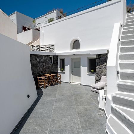 Angeleve Villa With Private Jacuzzi Fira  Exterior photo