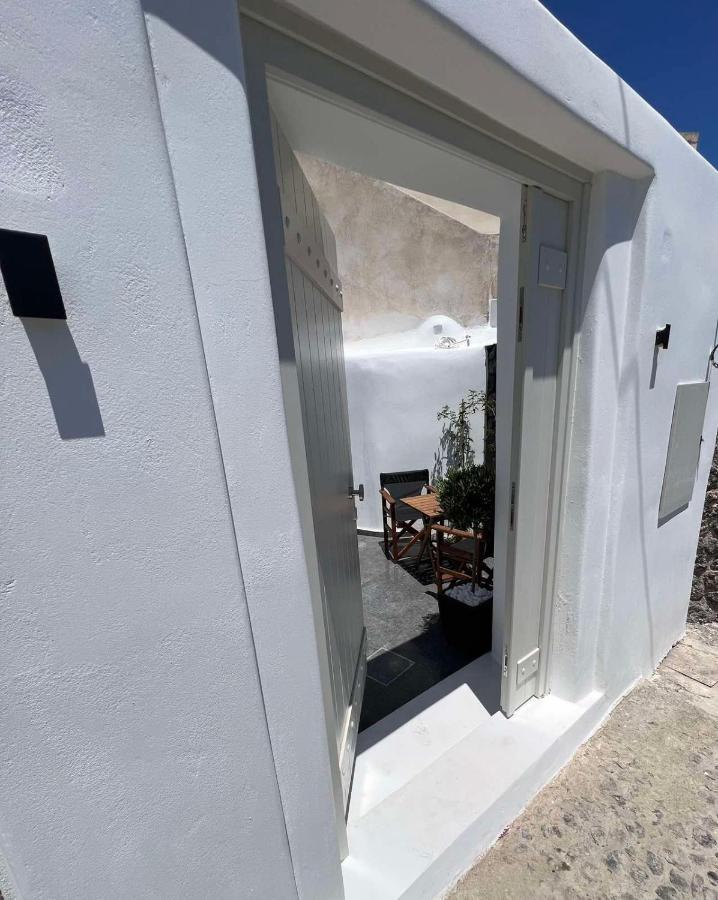 Angeleve Villa With Private Jacuzzi Fira  Exterior photo