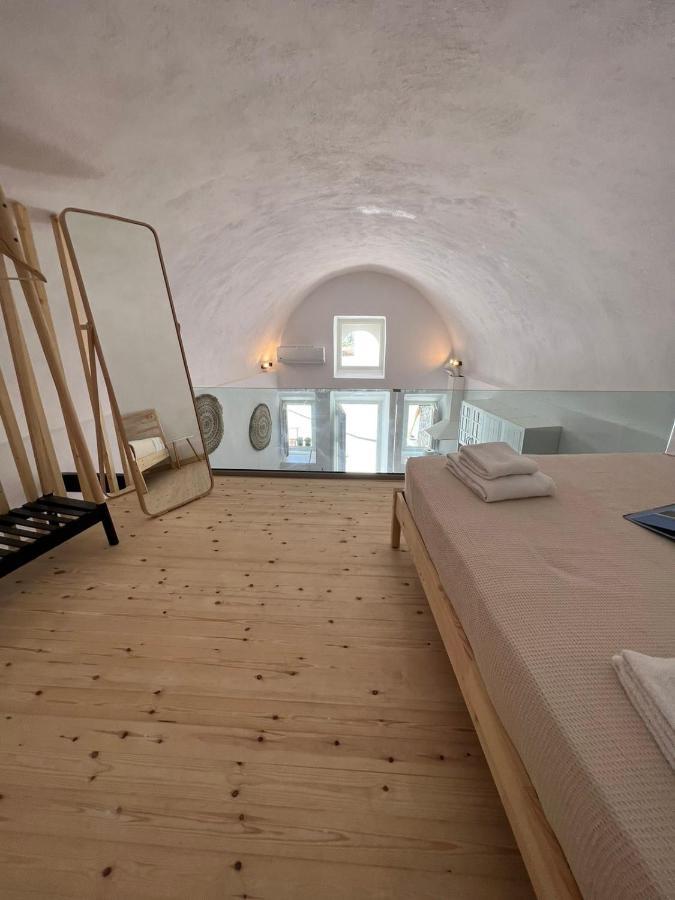 Angeleve Villa With Private Jacuzzi Fira  Exterior photo